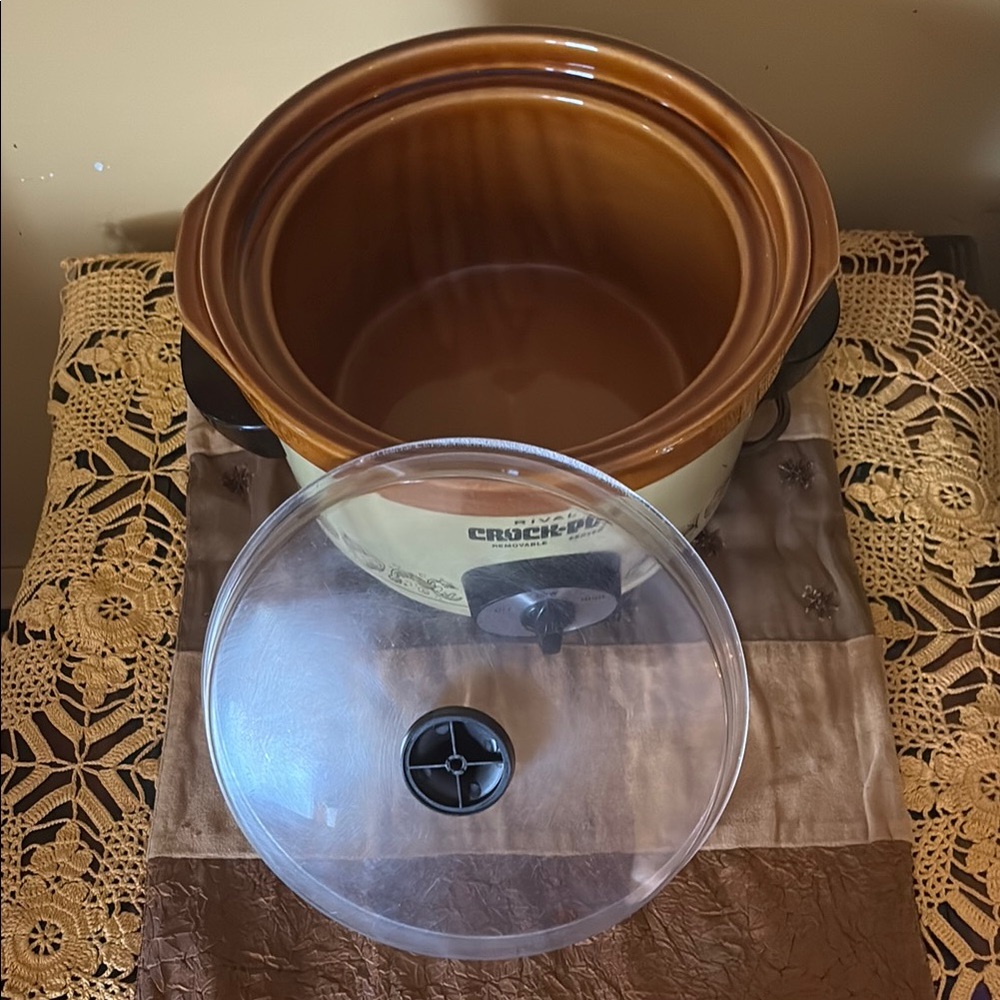 Rival Vintage Crock-Pot Removable Server - Brown and Cream 5 quart - Picture 4 of 7